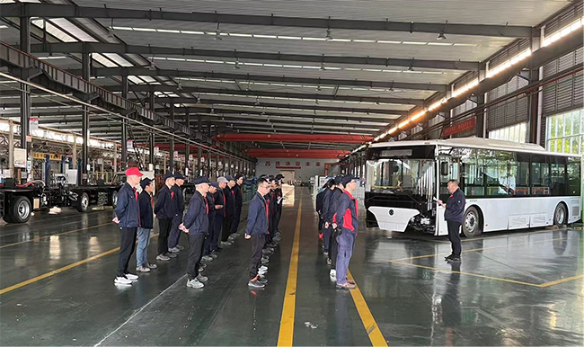 斬獲雙獎|廣西申龍企業及職工雙獲市級獎項